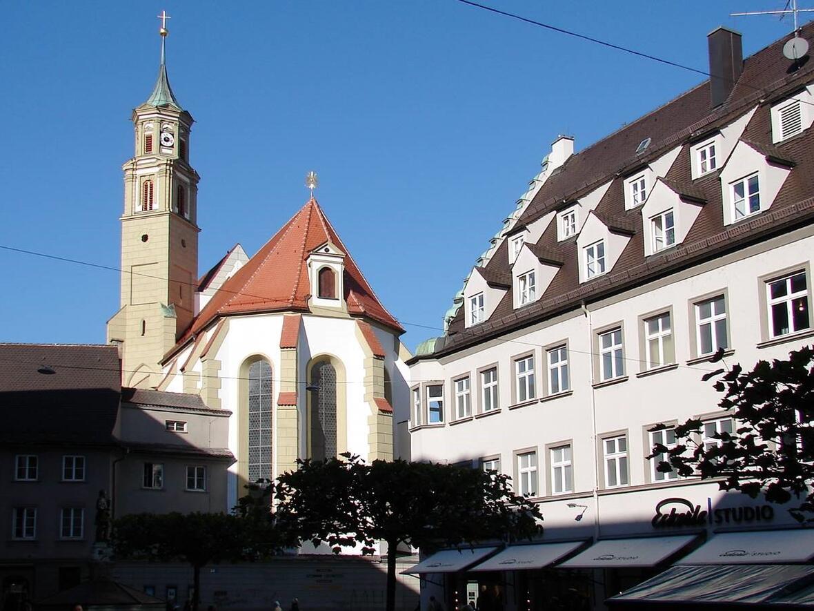 Ort des historischen Geschehens: St. Anna in Augsburg (Foto: Wikipedia).