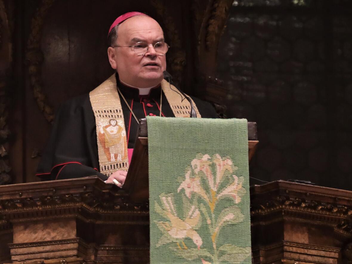 „Versöhnung geschieht“: Bischof Bertram in St. Anna (Fotos: pba/Annette Zoepf).