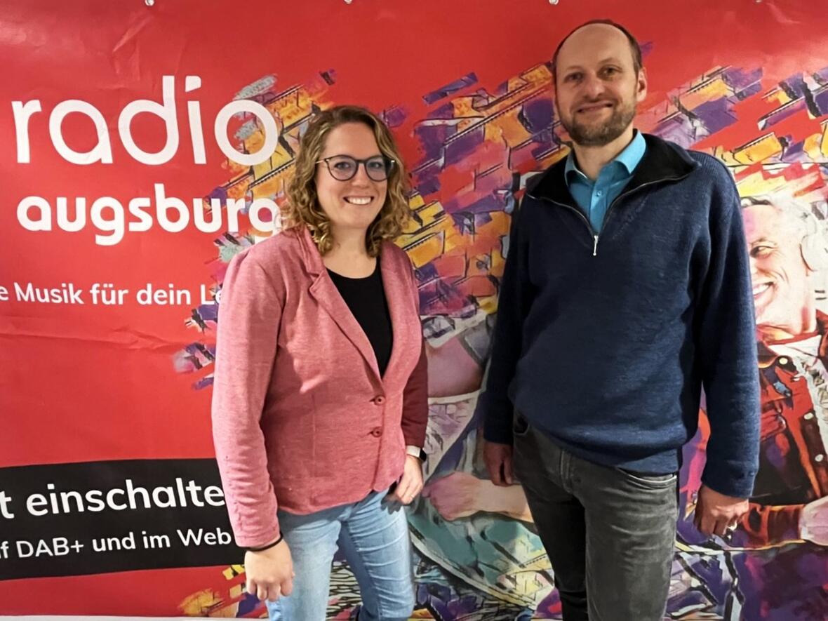 Archivar Markus Seemann zu Gast bei Radio Augsburg. (Foto: Radio Augsburg)