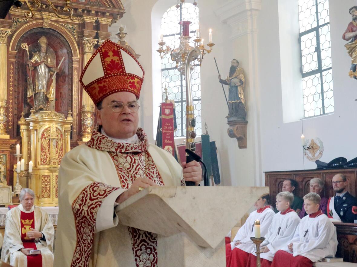 Predigt von Bischof Bertram beim Festgottesdienst in St. Blasius. (Foto: Annette Zoepf / pba)