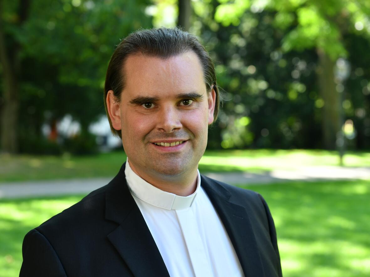 Diakon Andreas Martin leitet die Pilgerstelle des Bistums. (Foto: Nicolas Schnall / pba)