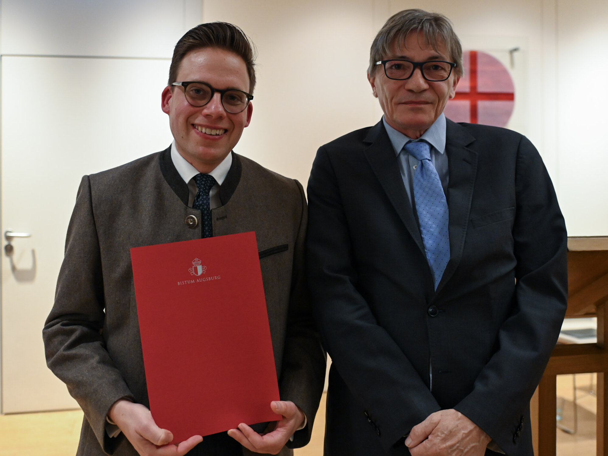 Der Preisträger mit seinem Doktorvater, Prof. i.R. Dr. Gregor Wurst.