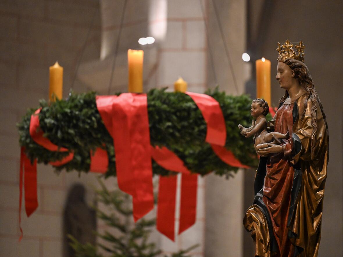 "Für Gott ist nichts unmöglich": Hochfest der Unbefleckten Empfängnis Mariens im Hohen Dom zu Augsburg (Fotos: Julian Schmidt / pba)