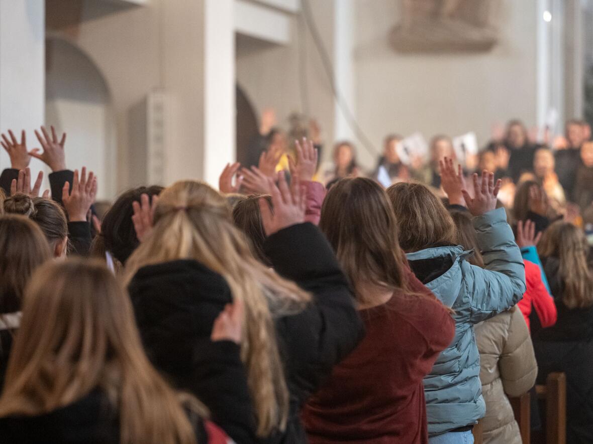 Geburtstagsjubel und Abschiedsschmerz: Gottesdienst zu 60 Jahren Internat St. Maria in Kaufbeuren (Fotos: Julian Schmidt / pba)