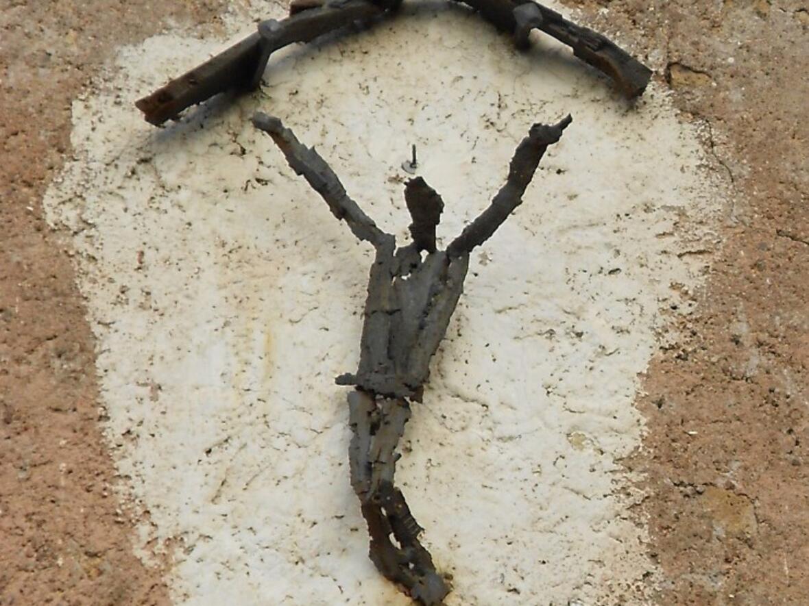 Kreuz im öffentlichen Raum. (Foto: Akademisches Forum / Robert Schmucker)