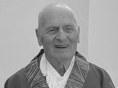 + Pfarrer Edmund Heckel