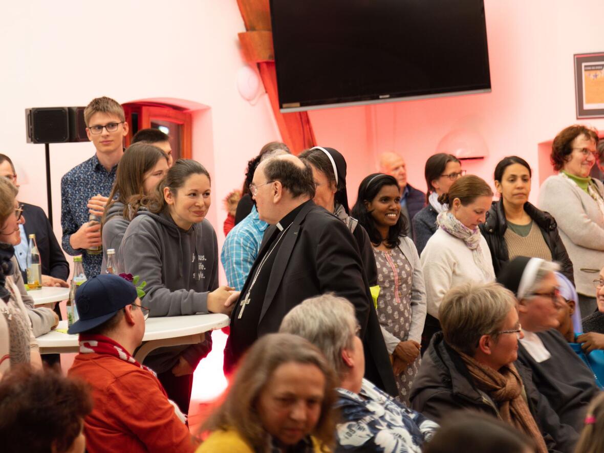 "Ein Like für das Leben": Jugendliche und junge Erwachsene bei der Missionarischen Woche in der PG Mindeltal (Fotos: Frank Streicher / PG Mindeltal)
