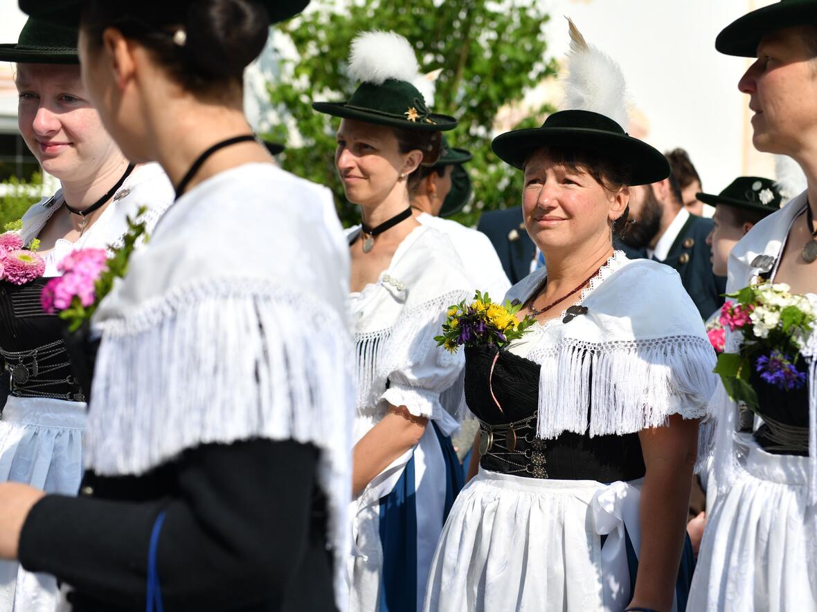 Trachtenwallfahrt und Gottesdienst zum Heiligen Jahr