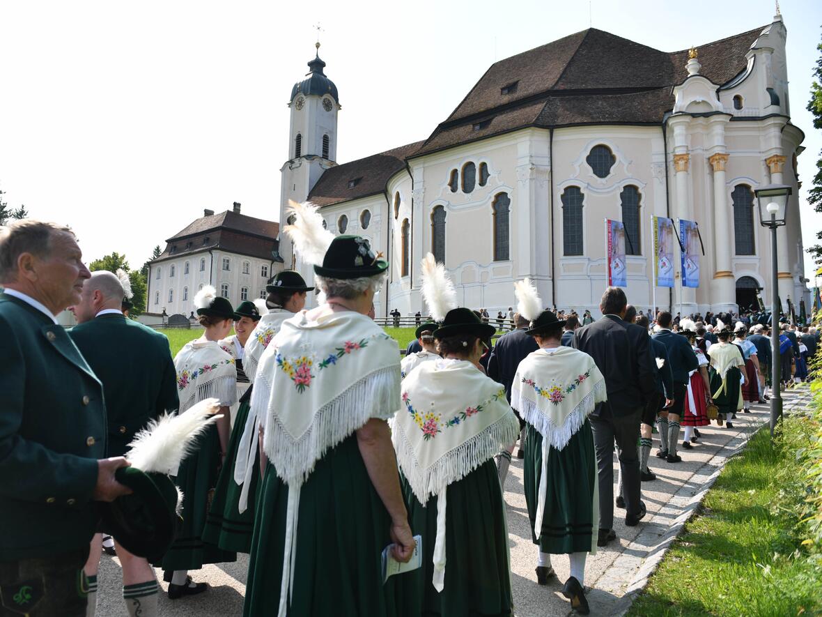 Trachtenwallfahrt und Gottesdienst zum Heiligen Jahr