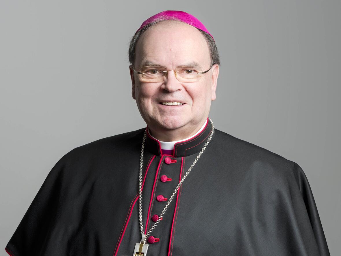 Bischof Bertram setzt Synodales Team ein