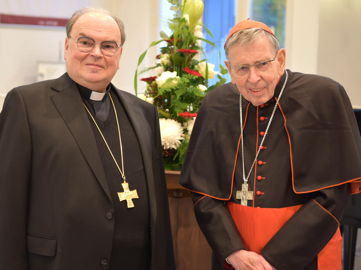 Bischof Bertram mit Kardinal Kurt Koch (Foto: Heiko Merkelbach).