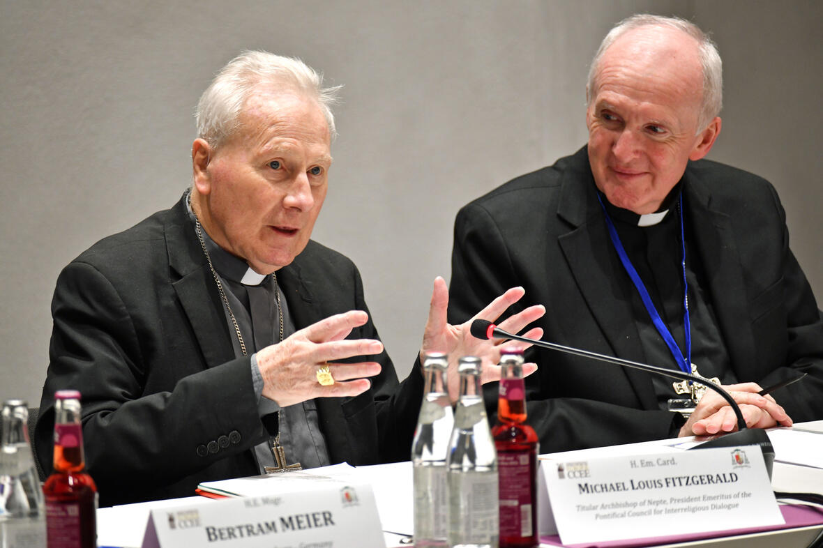 Hauptredner der Tagung war Kardinal Michael Louis Fitzgerald, der frühere Präsident des Päpstlichen Rates für den Interreligiösen Dialog, (Fotos: Nicolas Schnall / pba)