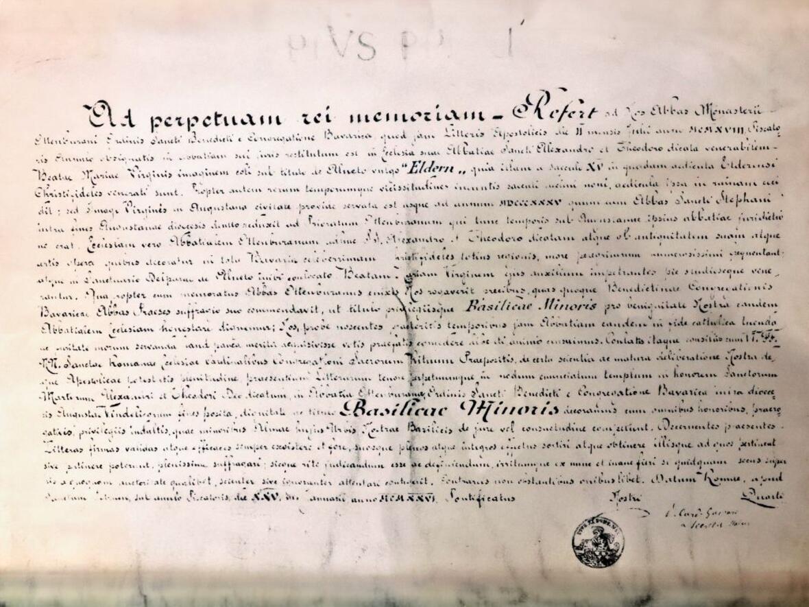 Die Originalurkunde zur Basilikaerhebung datiert auf den 25. Januar 1926. (Foto: Klosterarchiv Ottobeuren)