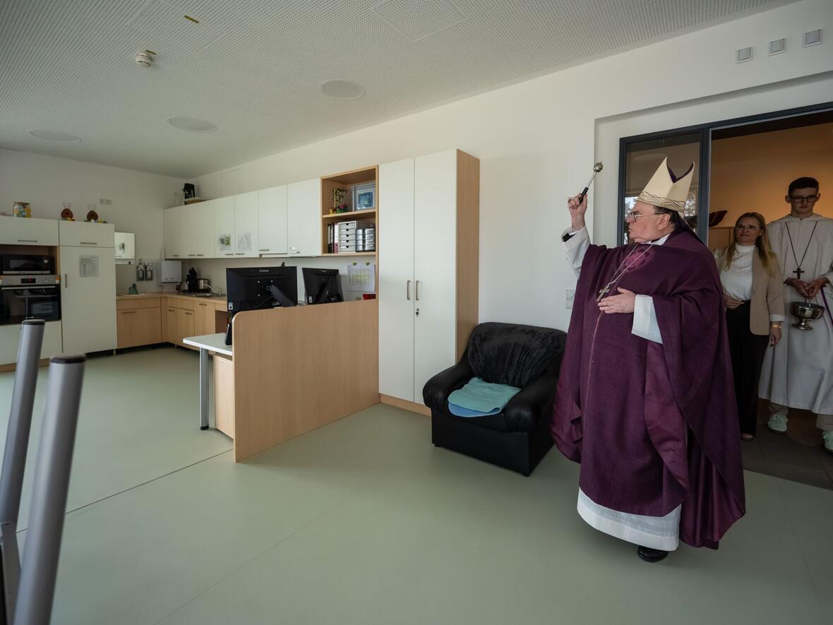 Auch die neuen Räumlichkeiten der Förderstätte wurden gesegnet.