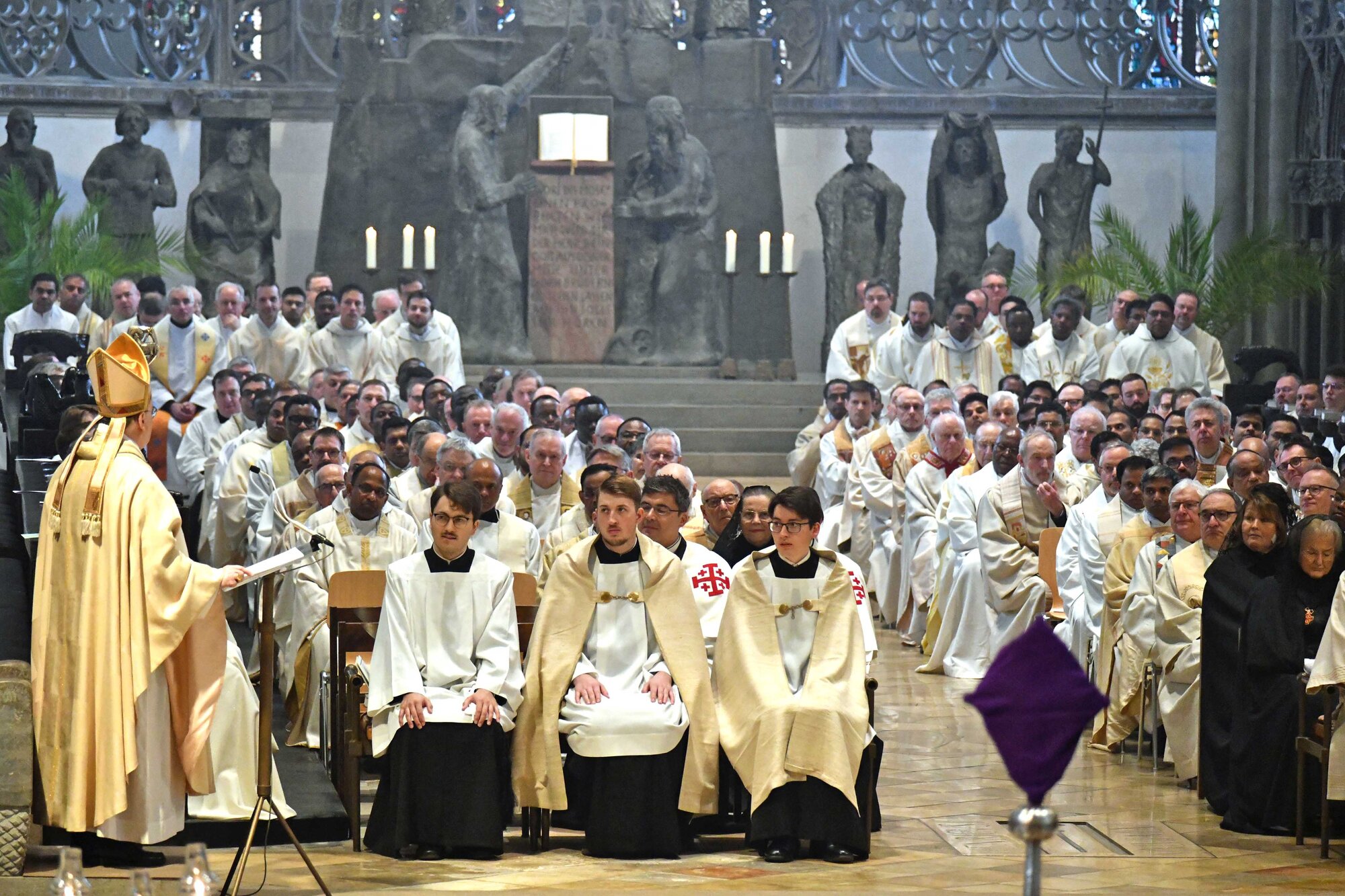 08_Chrisammesse - Die Weihe der heiligen Öle (Foto Nicolas Schnall pba)