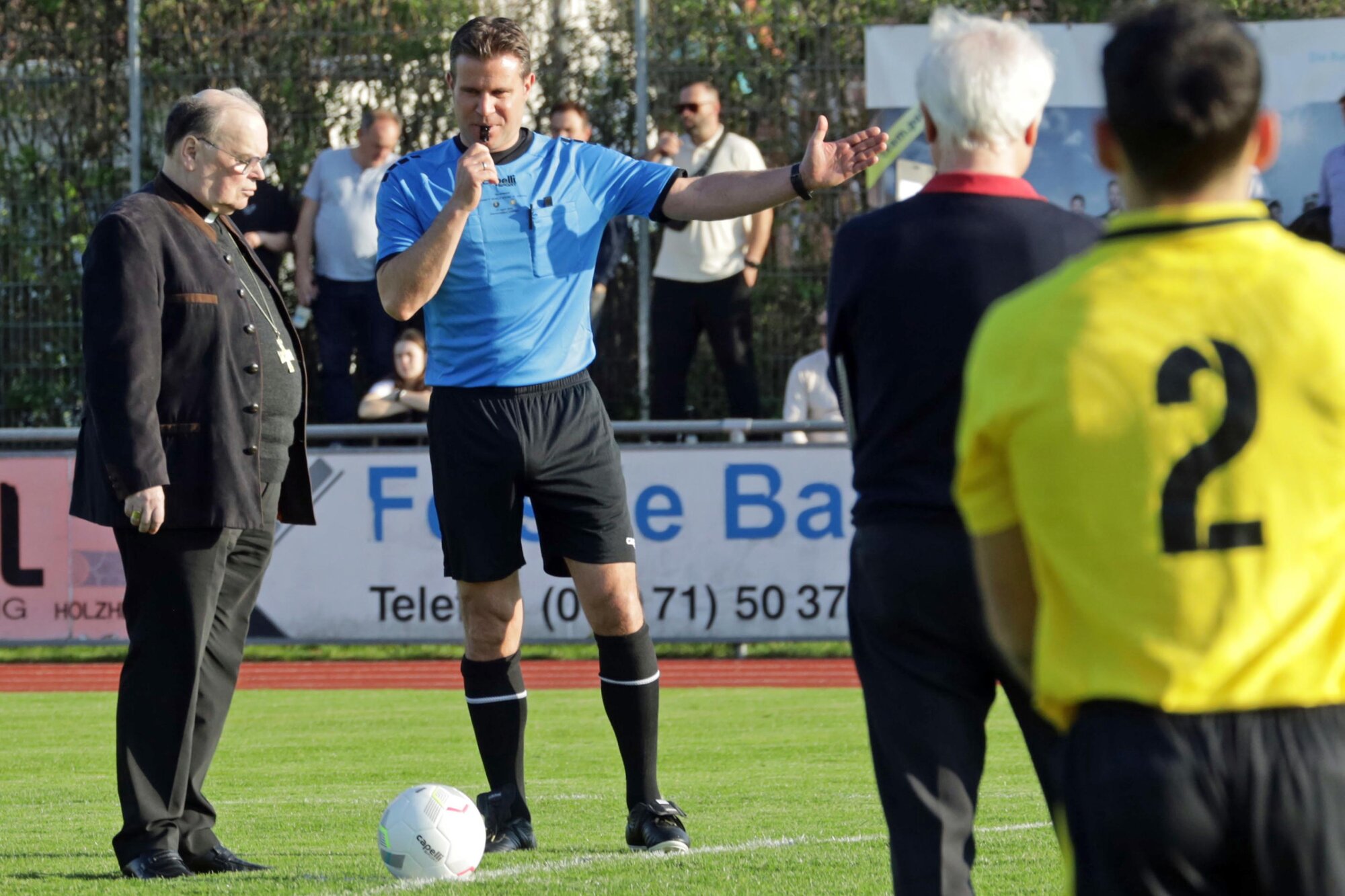 05_Fußball-Benefizspiel in Dillingen (Foto Annette Zoepf pba)
