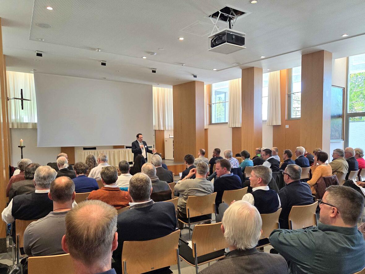 Diakonentag 2026: Eröffnung durch Diakon Martin Linder (Fotos: Gerhard Rummel / ASD)