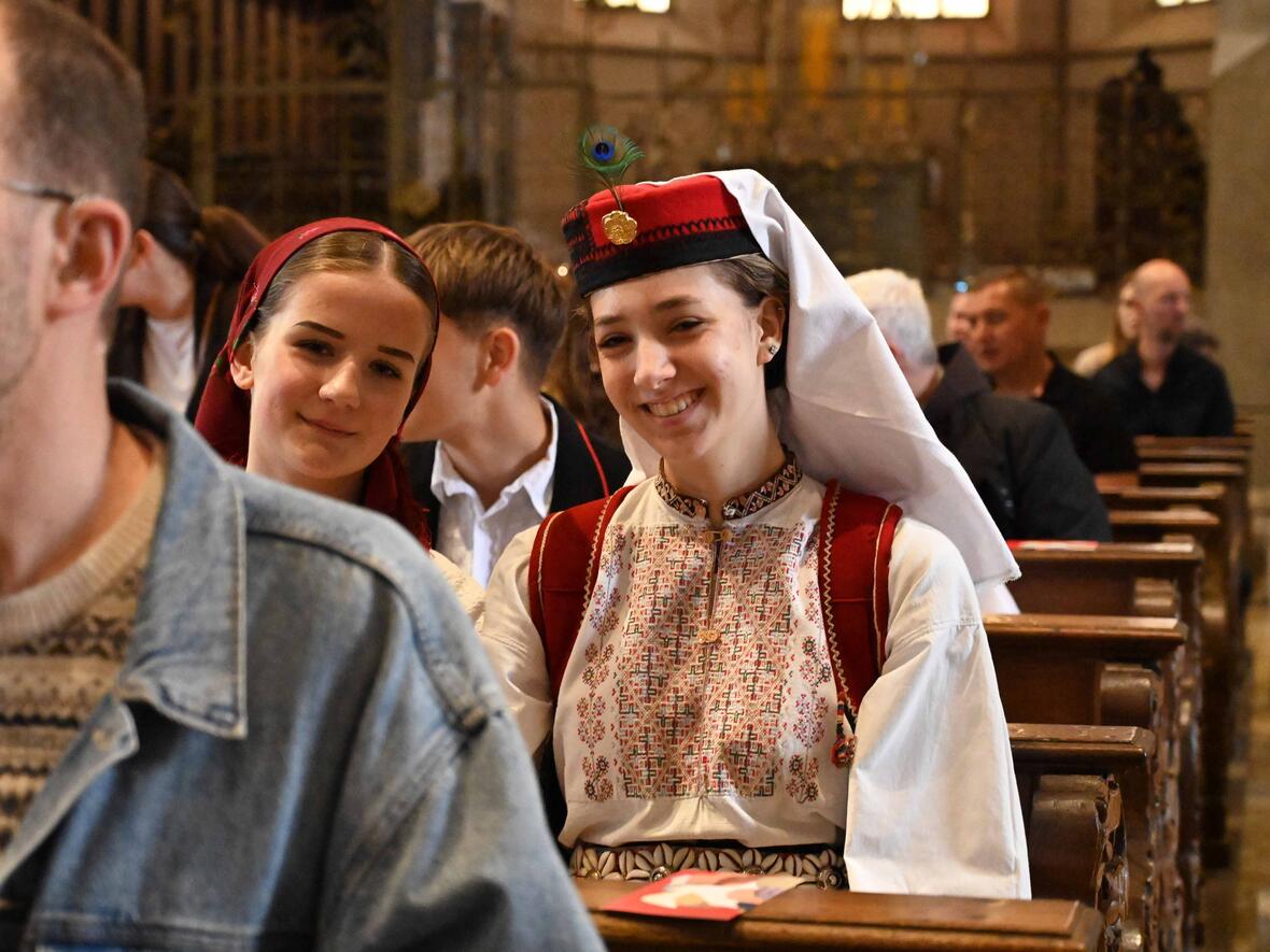 Mit vielen Gläubigen aus anderen Muttersprachen war beim Gottesdienst Weltkirche zu spüren.  