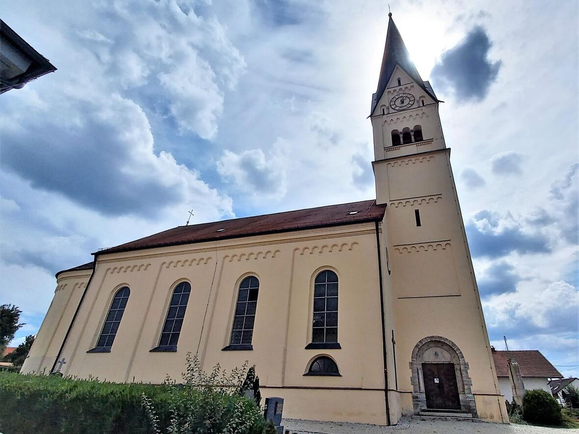 St. Michael in Hofstetten (Foto: Wikimedia Commons)