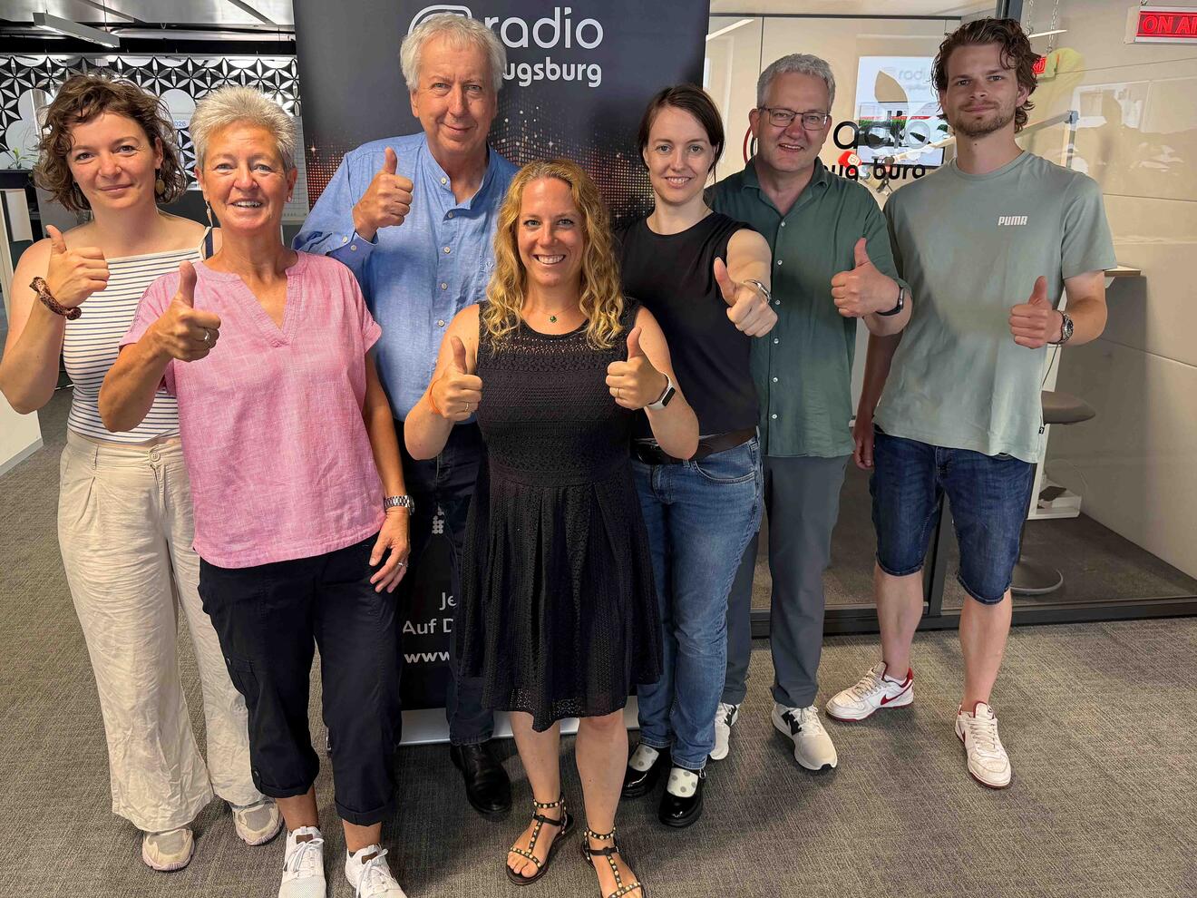 Das Team von Radio Augsburg freut sich über großen Zuspruch der Hörerinnen und Hörer (Foto: Radio Augsburg).