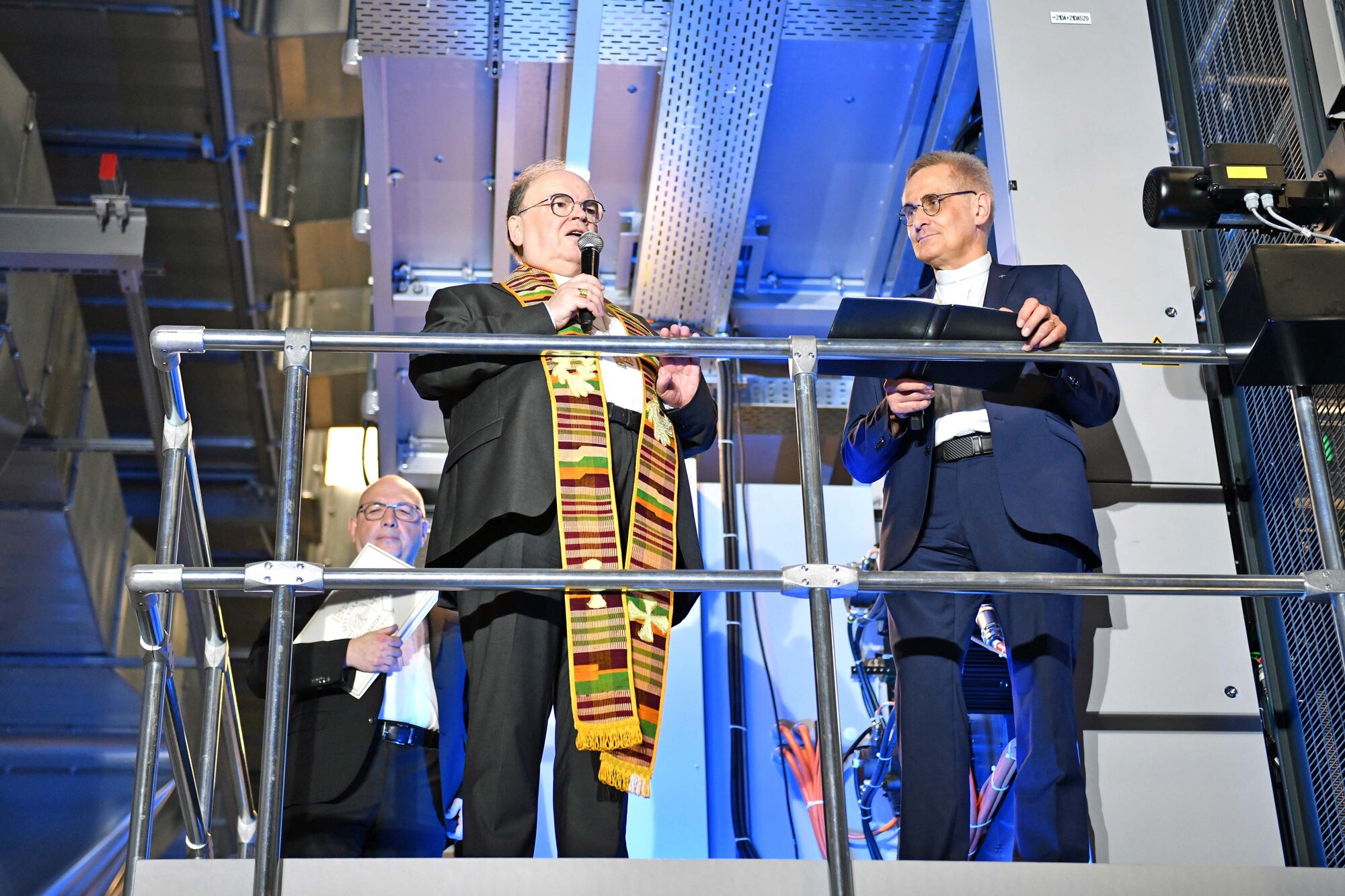 03_Segnung der neuen Druckmaschine im Augsburger Medienzentrum (Foto Nicolas Schnall pba)