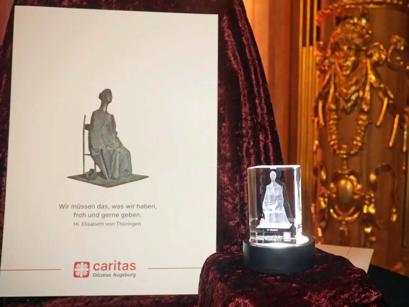 Angela Merkel mit Elisabethpreis ausgezeichnet