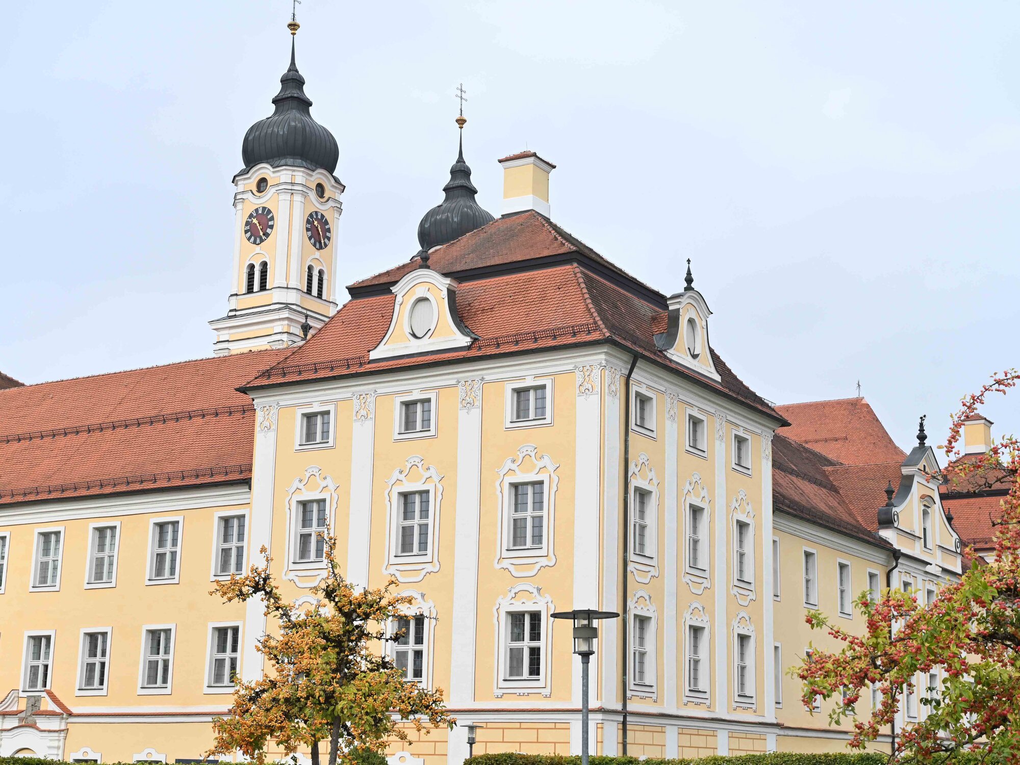 900 Jahre Kloster Roggenburg (Maria Rösch_pba) Kloster