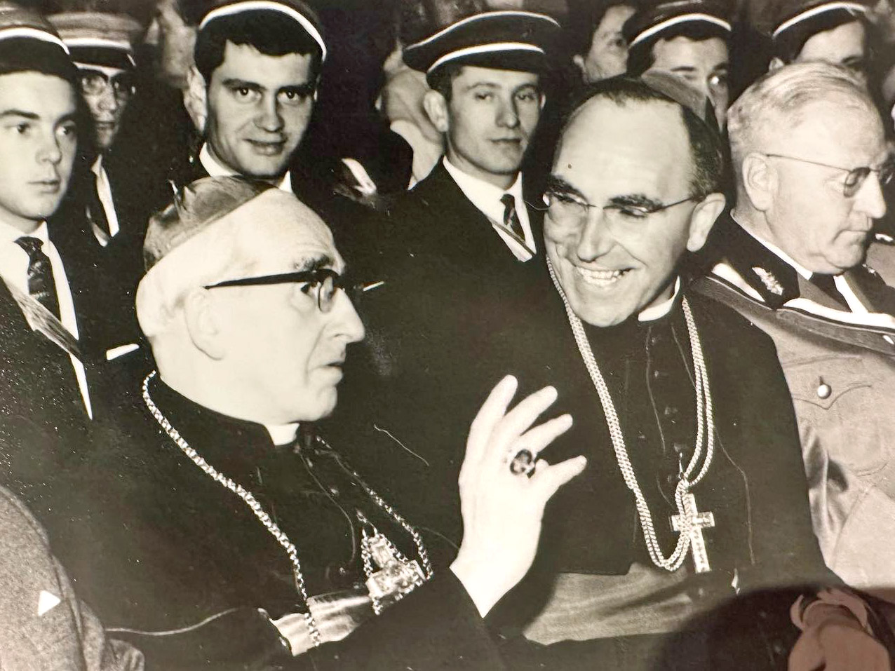 Bei Gründung der KDStV Algovia Augsburg vor 60 Jahren mit dabei_ Bischof Stimpfle und Weihbischof Zimmermann (Foto_Archiv Algovia)