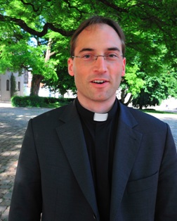 Haensler_Christoph_Domvikar-klein