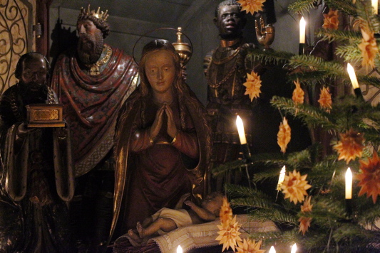 KL_XmasDom13_01