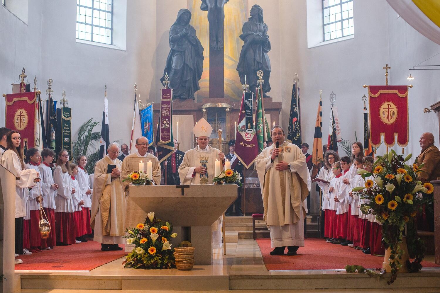 kostbarkeiten-in-den-gemeinden-entdeckt-pastoralivisitation-in-der-pg-meitingen2254209
