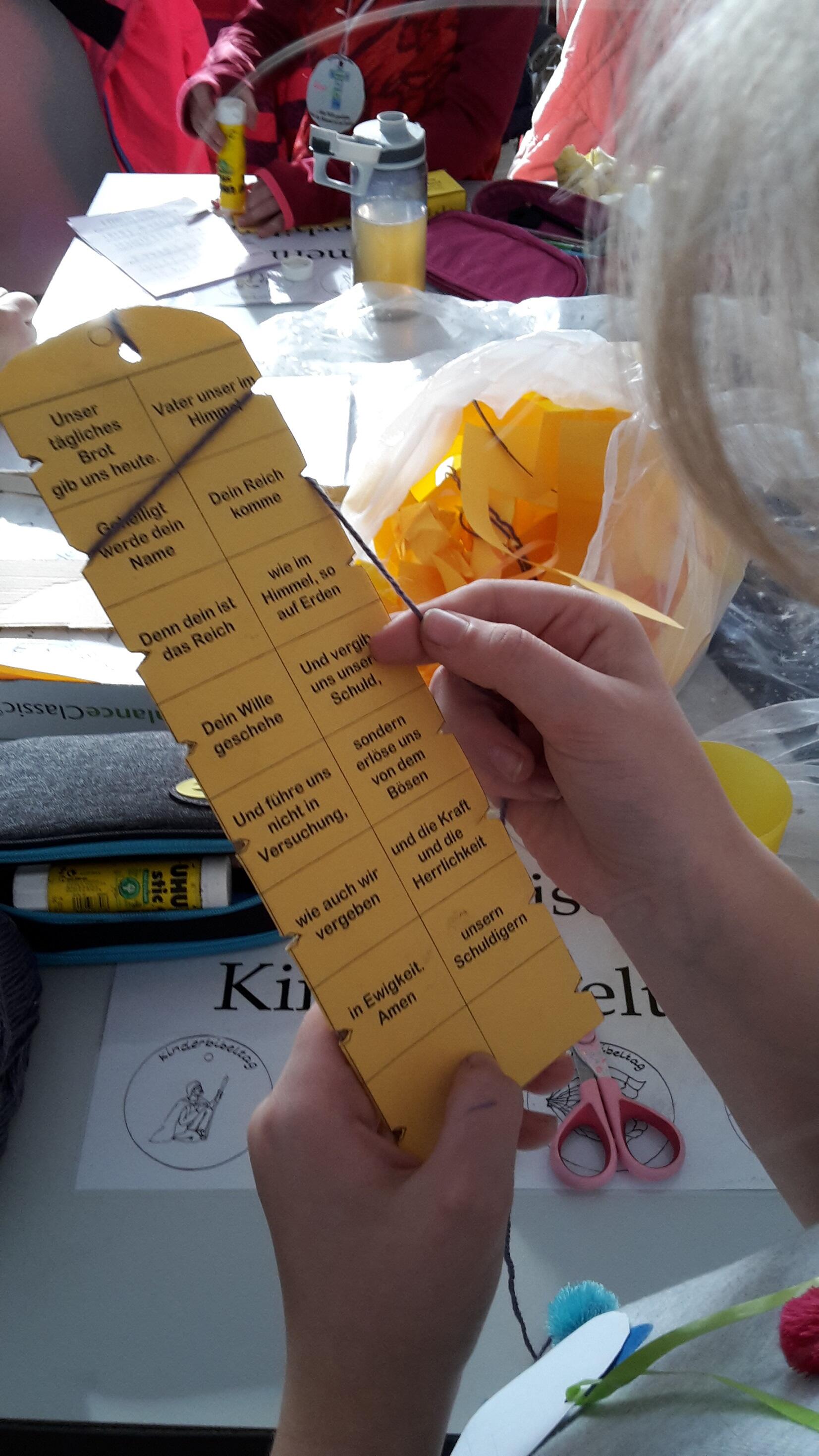 das-vater-unser-beim-kinderbibeltag2292742