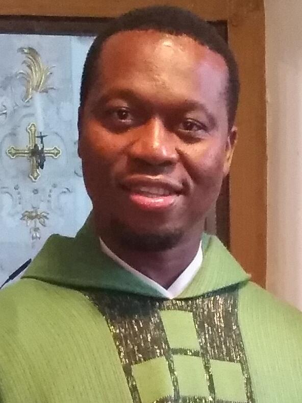 pfarrer-saviour-chidobere-nwaiwu-erneut-zur-urlaubsvertretung-in-unserer-pfarrei4118847