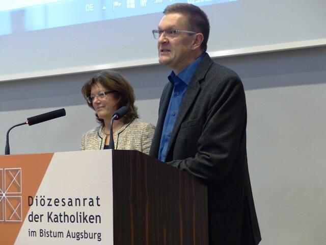 Hildegard Schütz und Diakon Ralf Eger