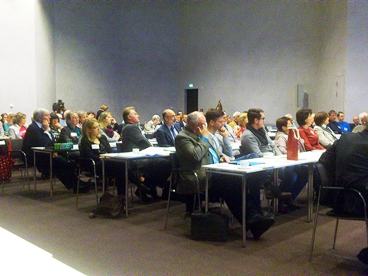 Die Mitglieder der Vollversammlung im Haus St. Ulrich.