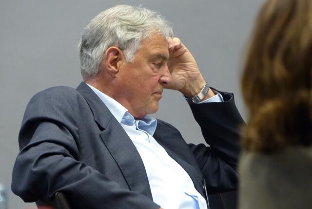 Wissen und Weitblick: Helmut Mangold, Träger der Bayerischen Verfassungs-medaille