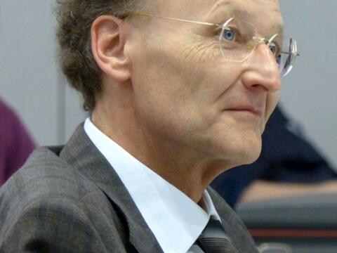 Stellte sich dem Diözesanrat vor: der neue bischöfliche Beauftragte Domdekan Dr. Wolfgang Hacker (Bild: Diözesanrat)