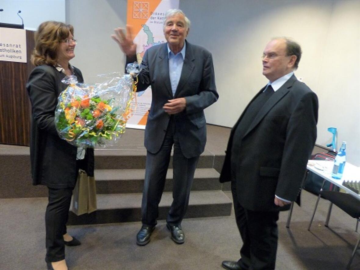 Verabschiedung auf der konstituierenden Vollversammlung am 09.11.2018 (Foto: Diözesanrat)