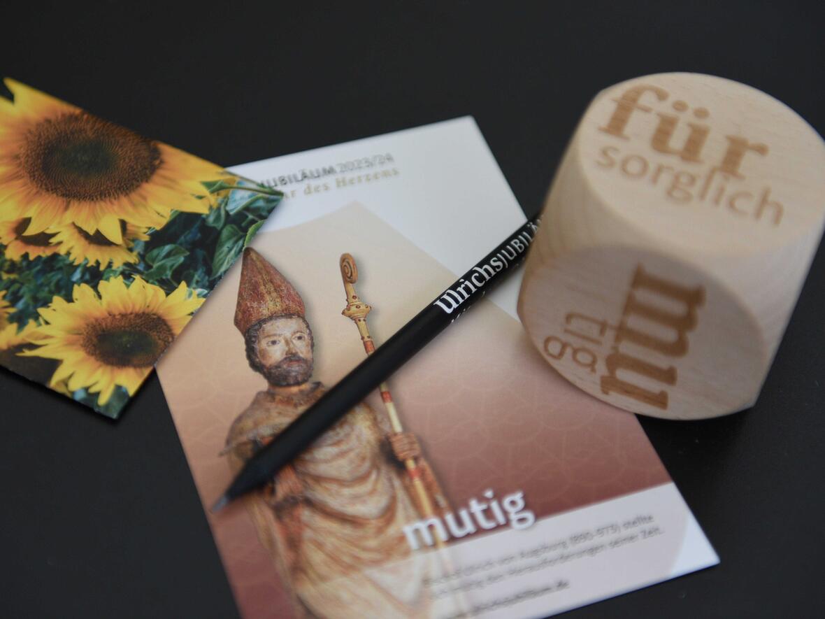 Give-Aways auf dem Stand des Bistums auf dem Katholikentag (Foto: Julian Schmidt pba) 