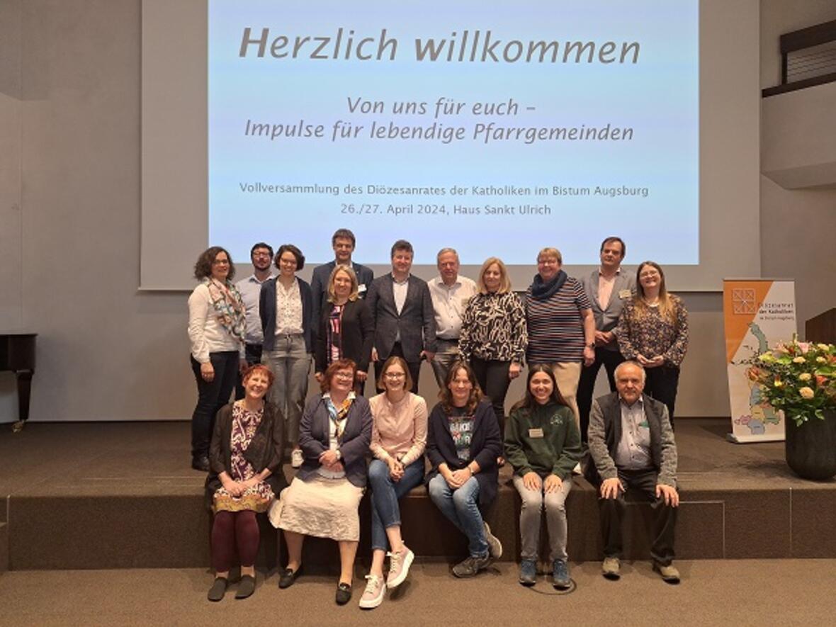 Gruppe der Workshop-Leiter/-innen (Foto: Karin Alletsee)