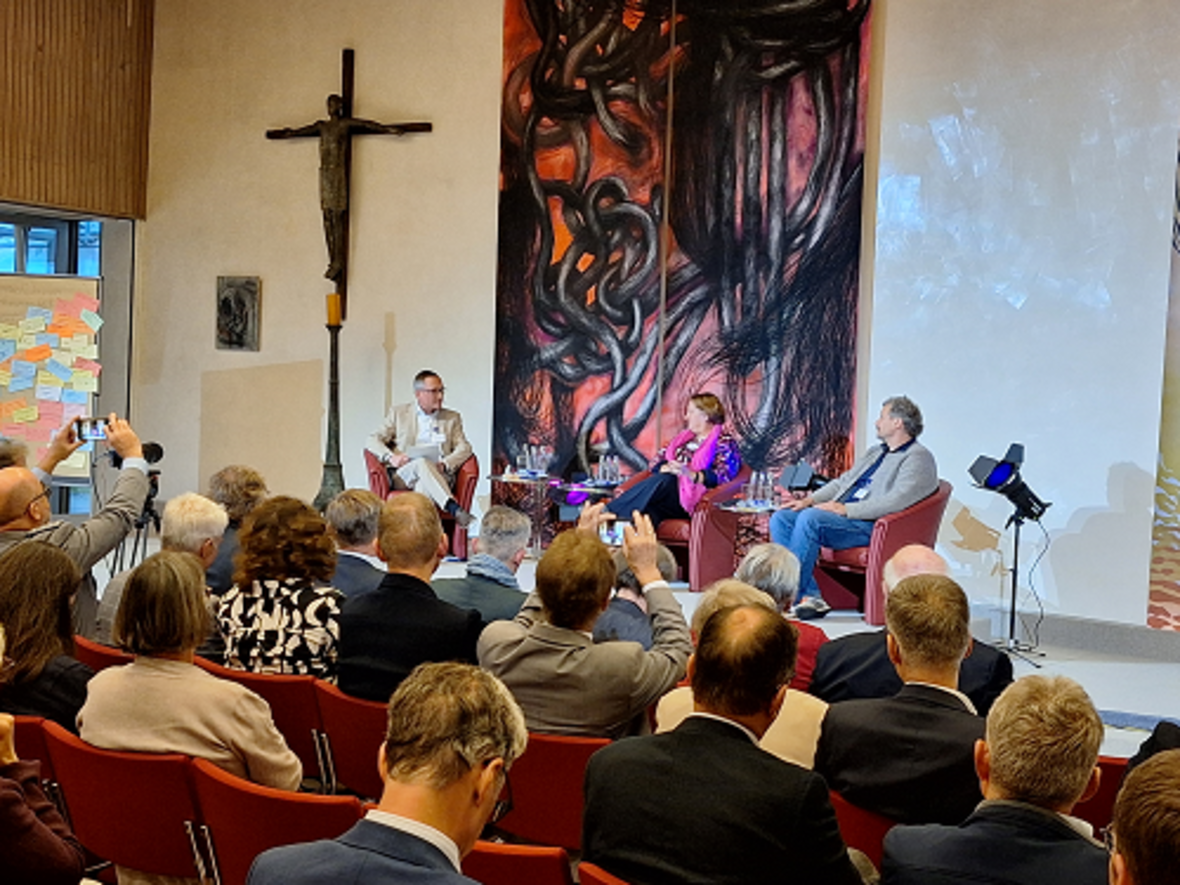 demokratie-braucht-bildung4728968