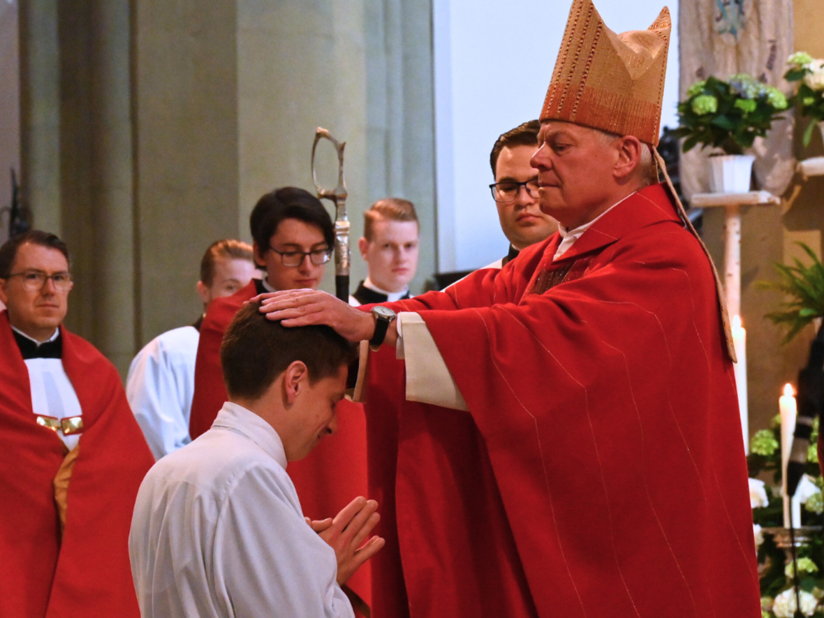 Am Fest der Apostel Jakobus und Philippus erhielt Markus Hegewald die Diakonenweihe. (Fotos: Leander Stork / pba)