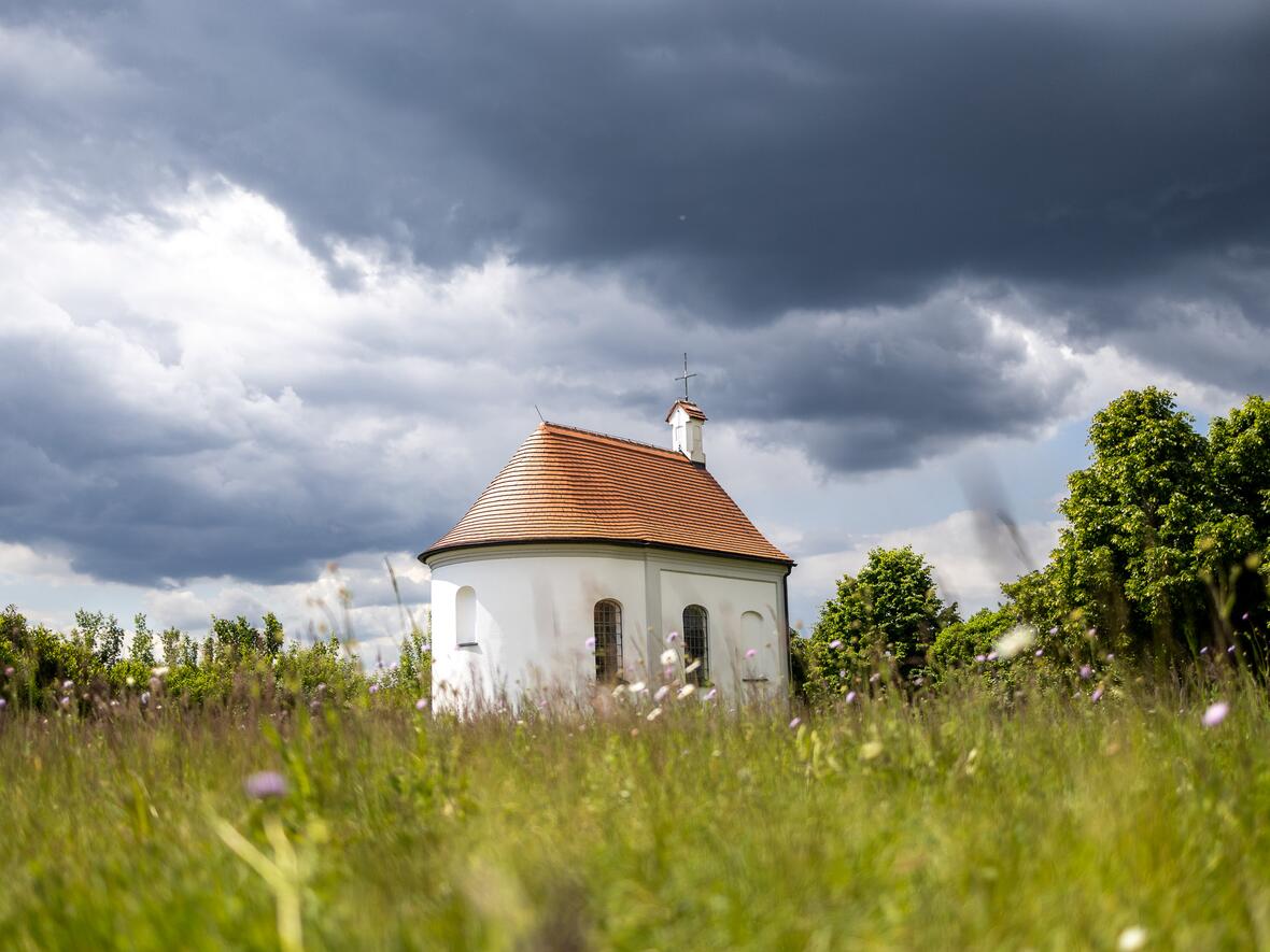 Die Salzbergkapelle zwischen Anwalting und Gebenhofen war besonders schwer betroffen.