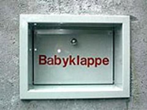 weihbischof-anton-losinger-kaempft-fuer-babyklappen-erhalt3832