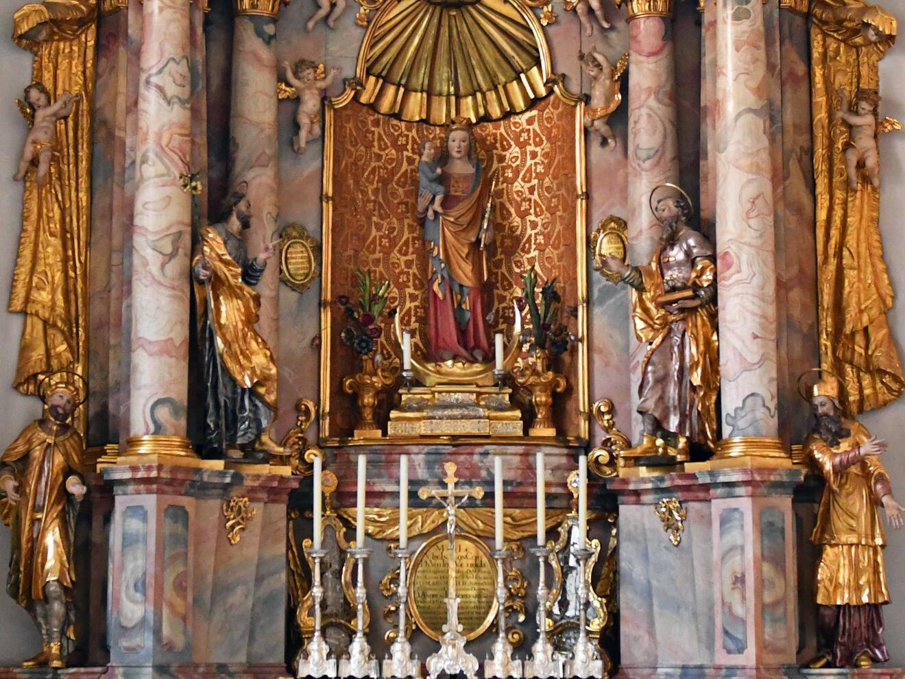 Mariendarstellung in der Marienkapelle des Augsburger Doms. (Foto: Julian Schmidt / pba)
